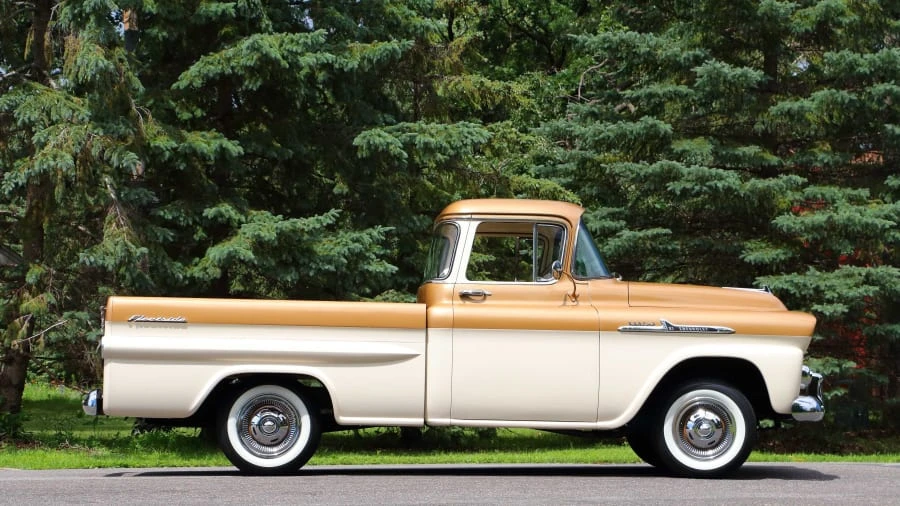 1958 Chevrolet Task Force - Image 8 of 20