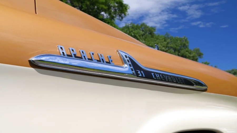 1958 Chevrolet Task Force - Image 15 of 20