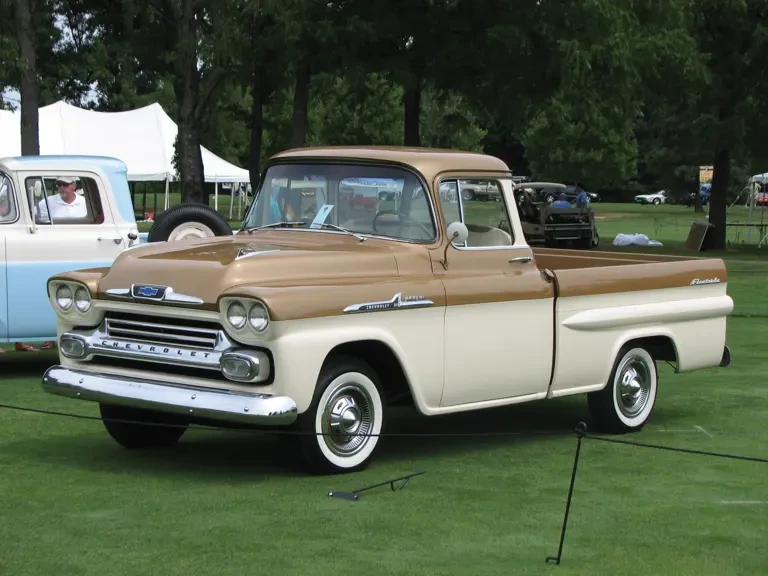 1958 Chevrolet Task Force - Image 2 of 8