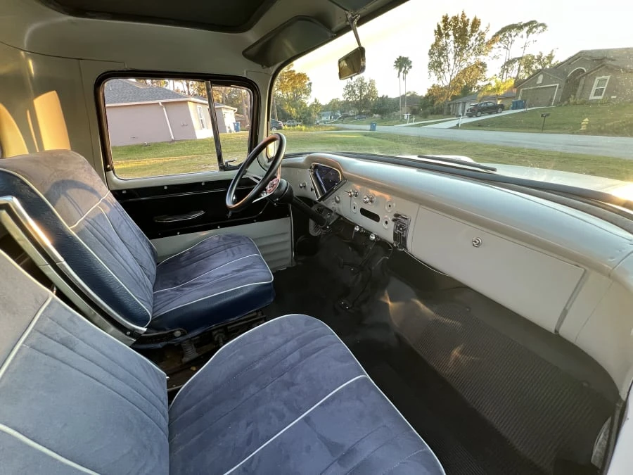 1958 Chevrolet Task Force - Image 20 of 31