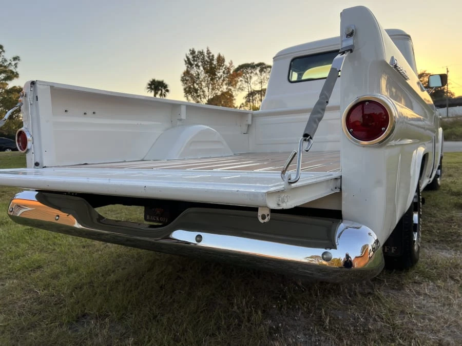 1958 Chevrolet Task Force - Image 8 of 31