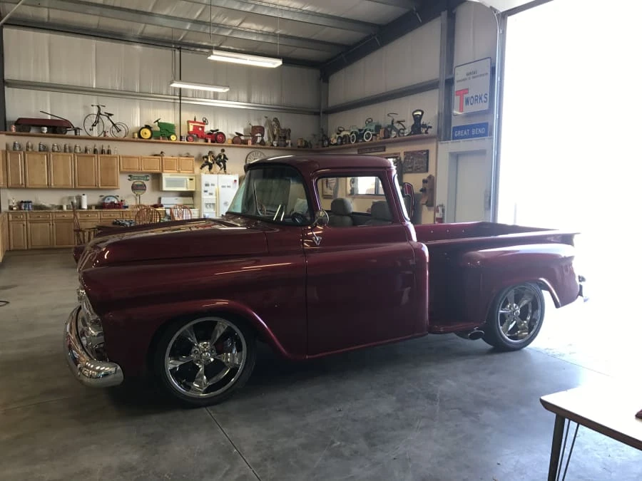 1958 Chevrolet Task Force - Image 8 of 11
