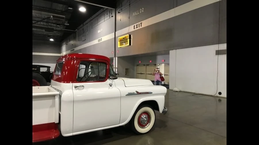 1958 Chevrolet Task Force - Image 4 of 4