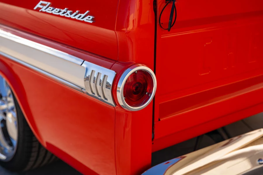 1958 Chevrolet Task Force - Image 21 of 31