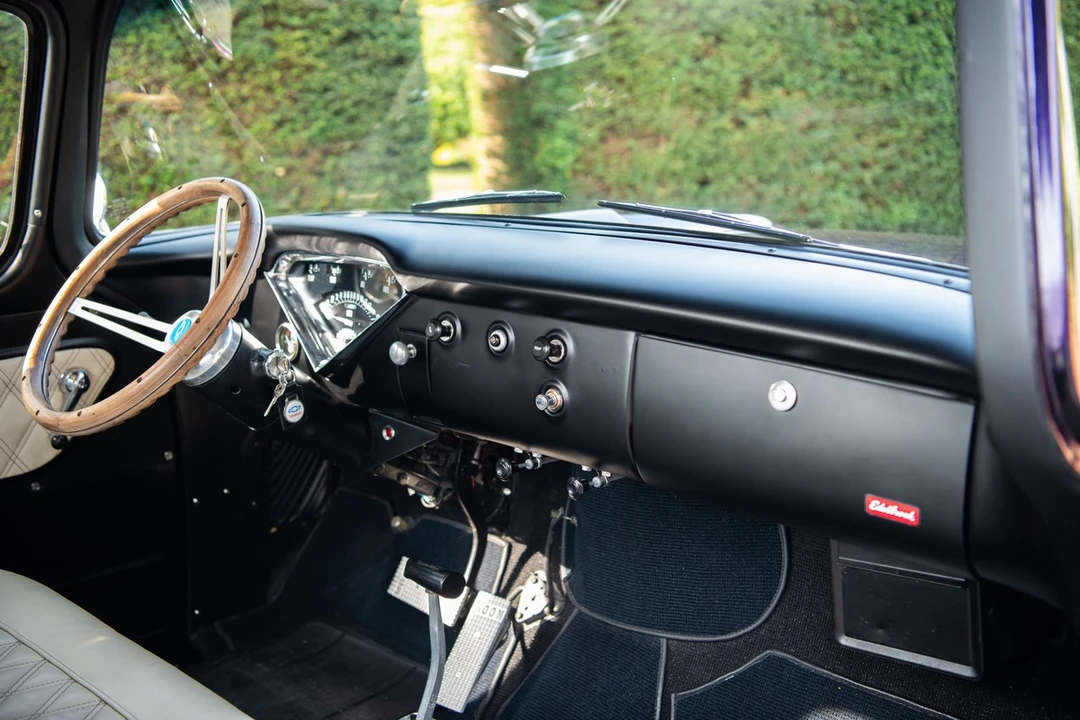 1958 Chevrolet Task Force - Image 27 of 30