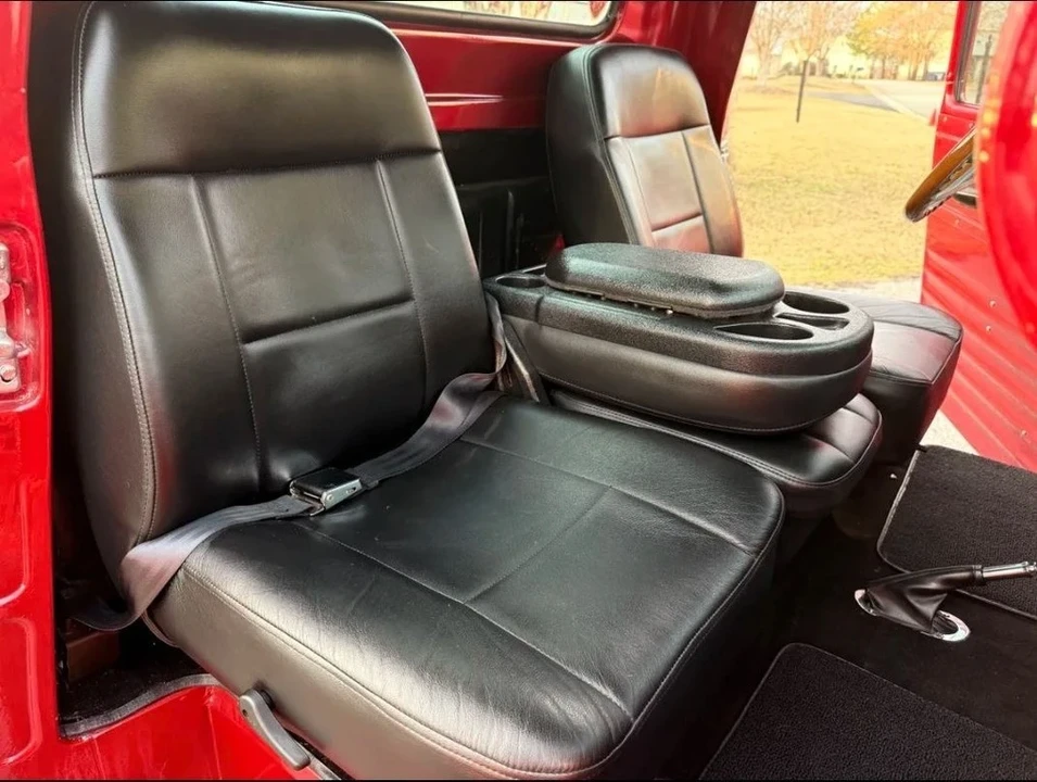 1958 Chevrolet Task Force - Image 7 of 12