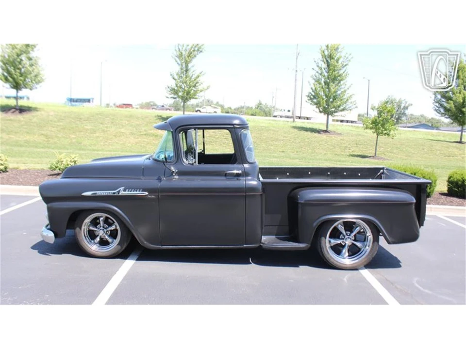 1958 Chevrolet Task Force - Image 25 of 31
