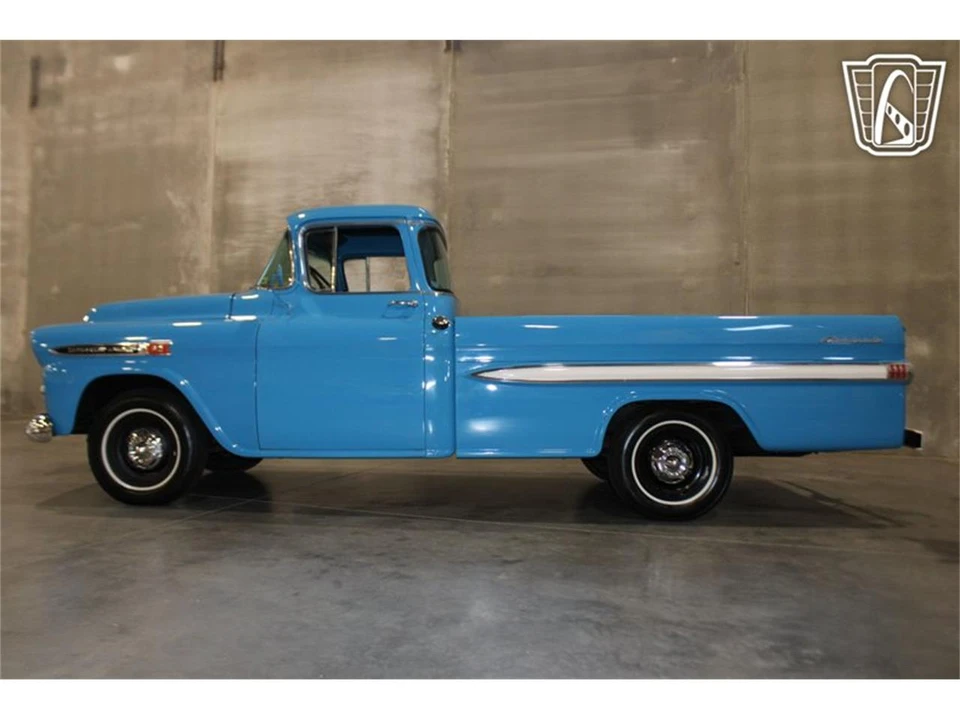 1958 Chevrolet Task Force - Image 17 of 31