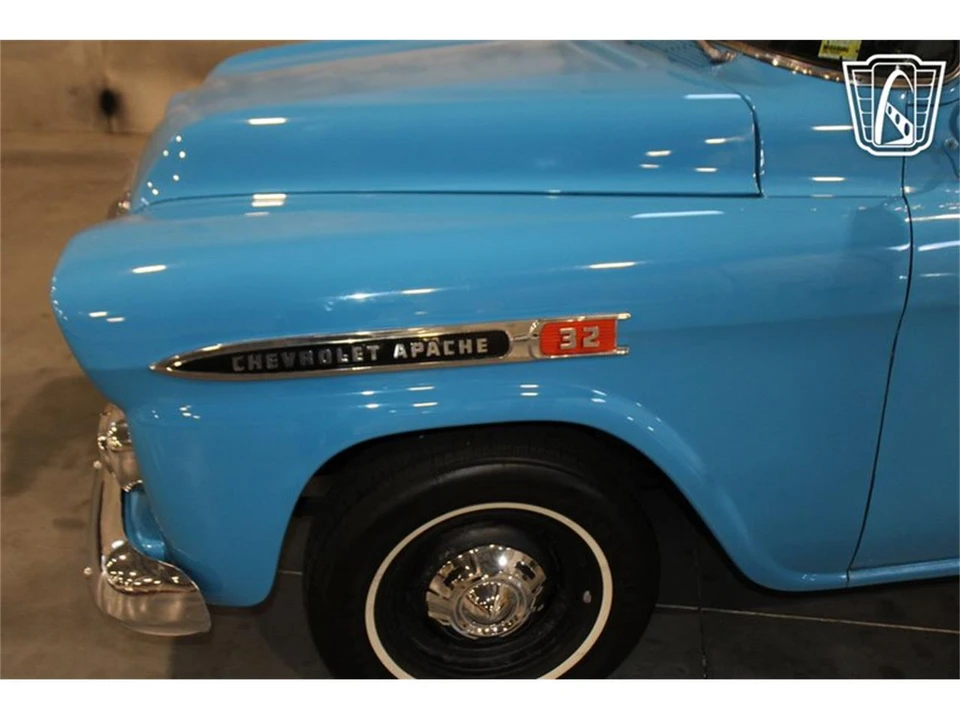1958 Chevrolet Task Force - Image 25 of 31