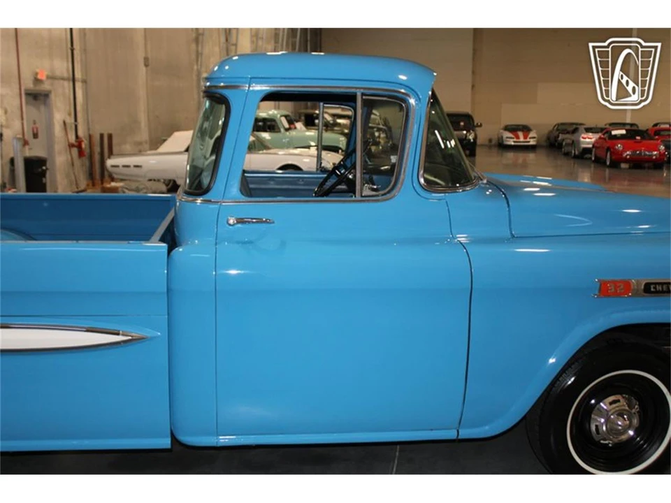 1958 Chevrolet Task Force - Image 30 of 31