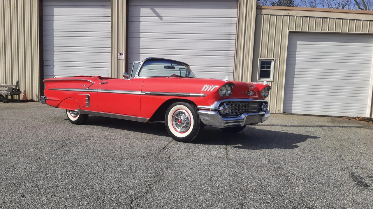 1958 Chevrolet Impala 1st Gen - Image 14 of 31