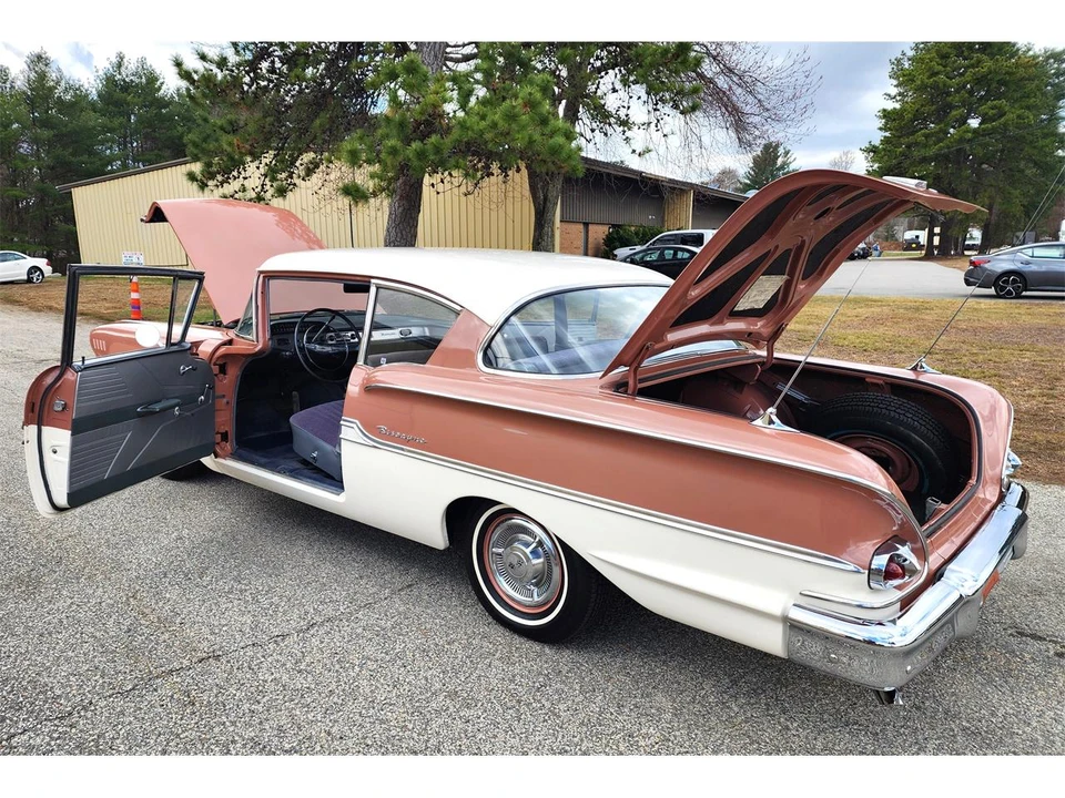 1958 Chevrolet Biscayne - Image 14 of 31
