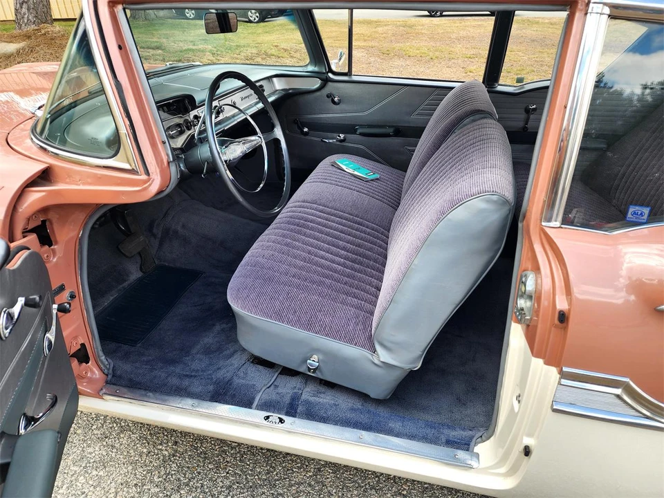 1958 Chevrolet Biscayne - Image 21 of 31