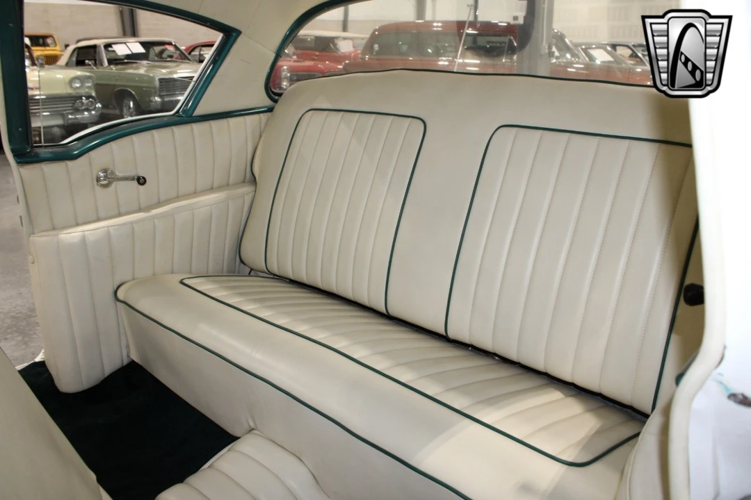 1958 Chevrolet Biscayne - Image 10 of 12