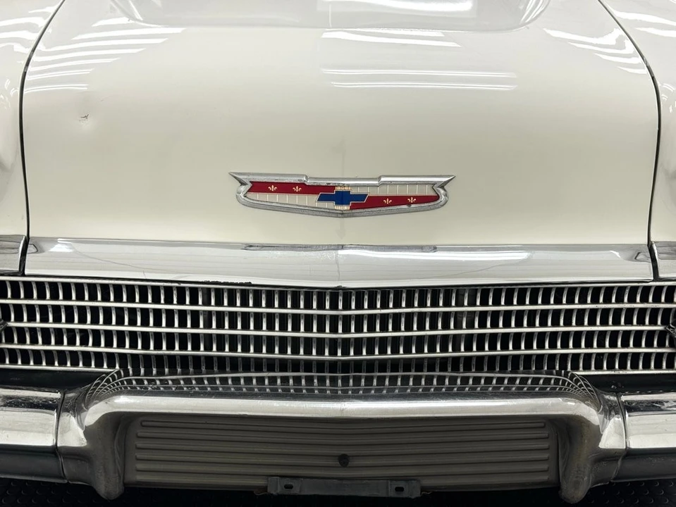 1958 Chevrolet Biscayne - Image 9 of 31
