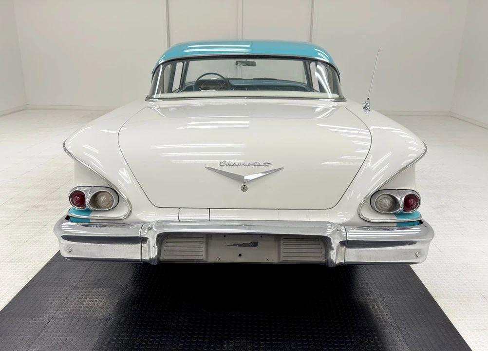 1958 Chevrolet Biscayne - Image 4 of 31