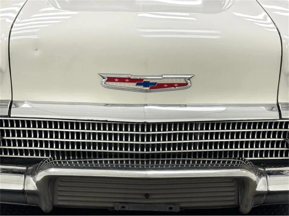 1958 Chevrolet Biscayne - Image 9 of 31