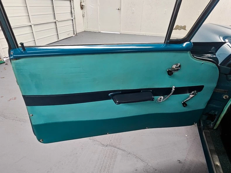 1958 Chevrolet Biscayne - Image 14 of 31