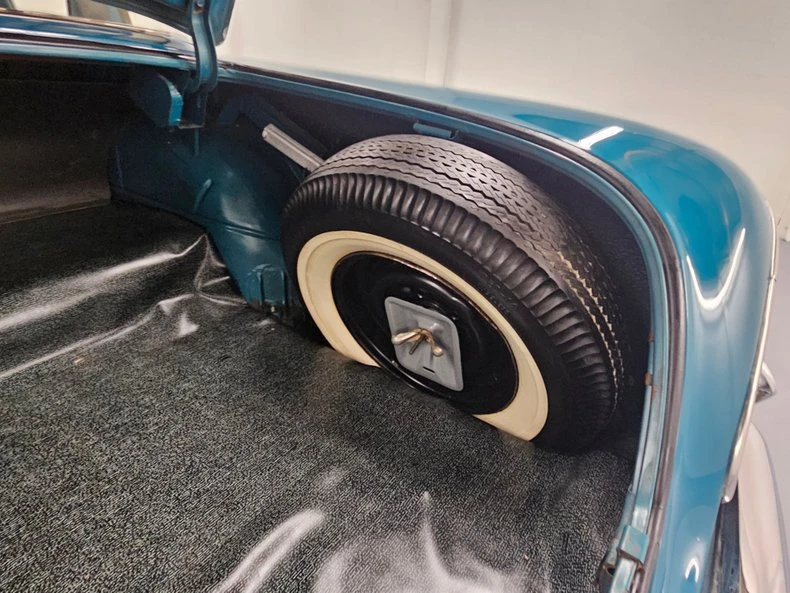 1958 Chevrolet Biscayne - Image 27 of 31