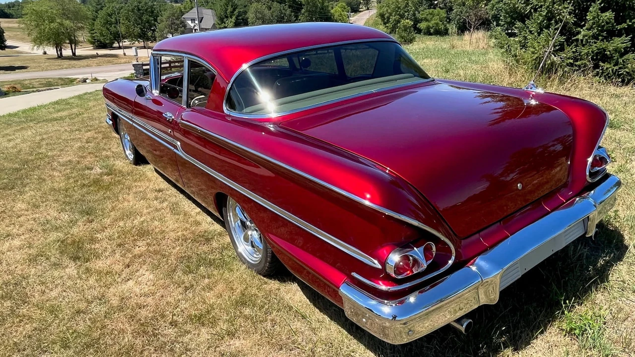1958 Chevrolet Biscayne - Image 9 of 11