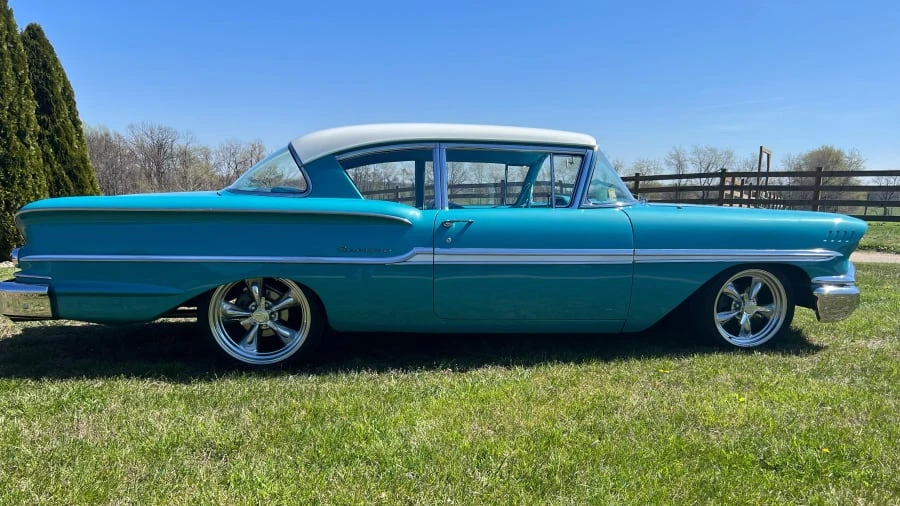 1958 Chevrolet Biscayne - Image 2 of 24