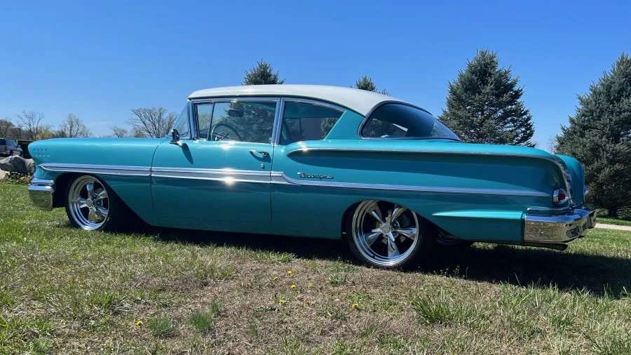 1958 Chevrolet Biscayne - Image 8 of 24