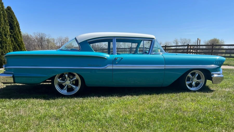 1958 Chevrolet Biscayne - Image 2 of 23