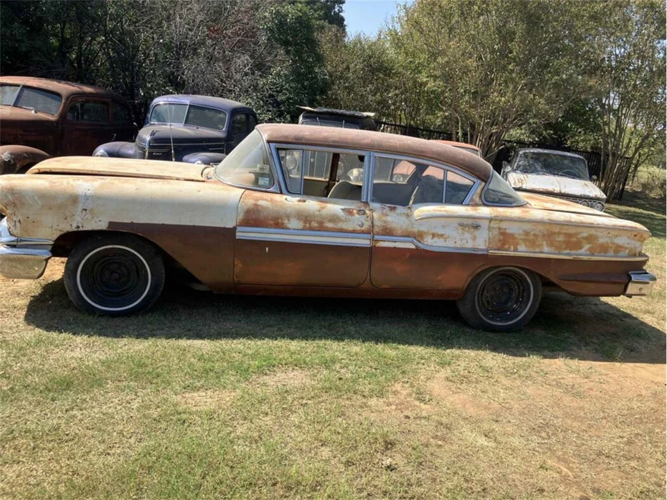 1958 Chevrolet Biscayne - Image 2 of 27