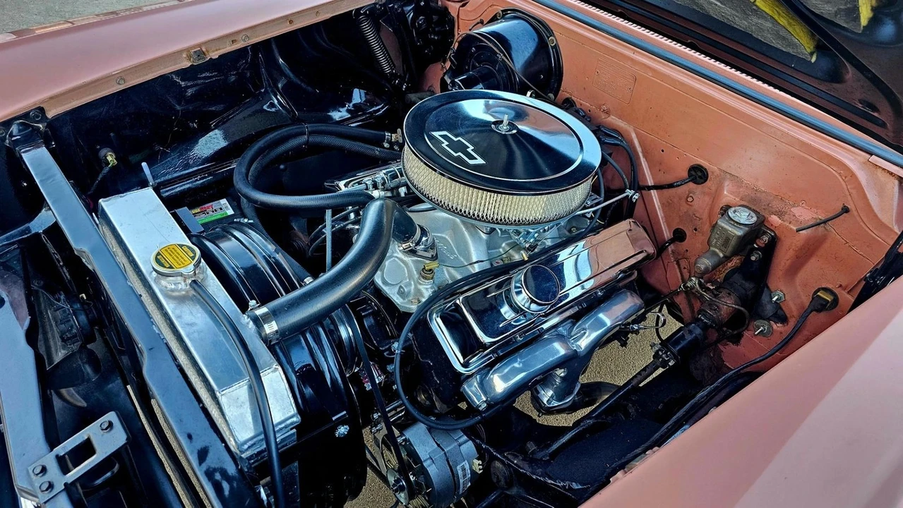 1958 Chevrolet Biscayne - Image 11 of 12