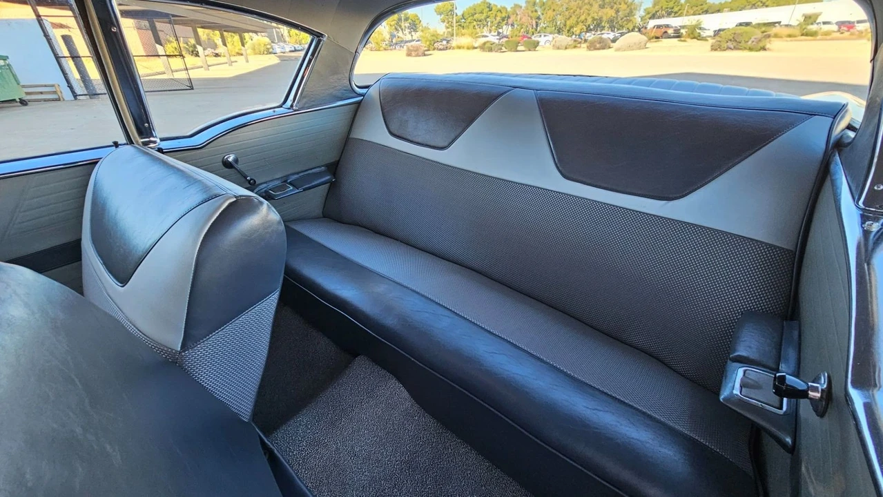 1958 Chevrolet Biscayne - Image 6 of 12
