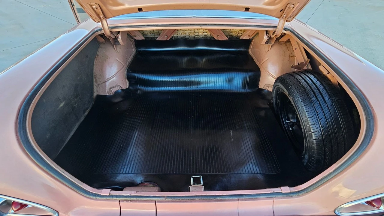 1958 Chevrolet Biscayne - Image 10 of 12