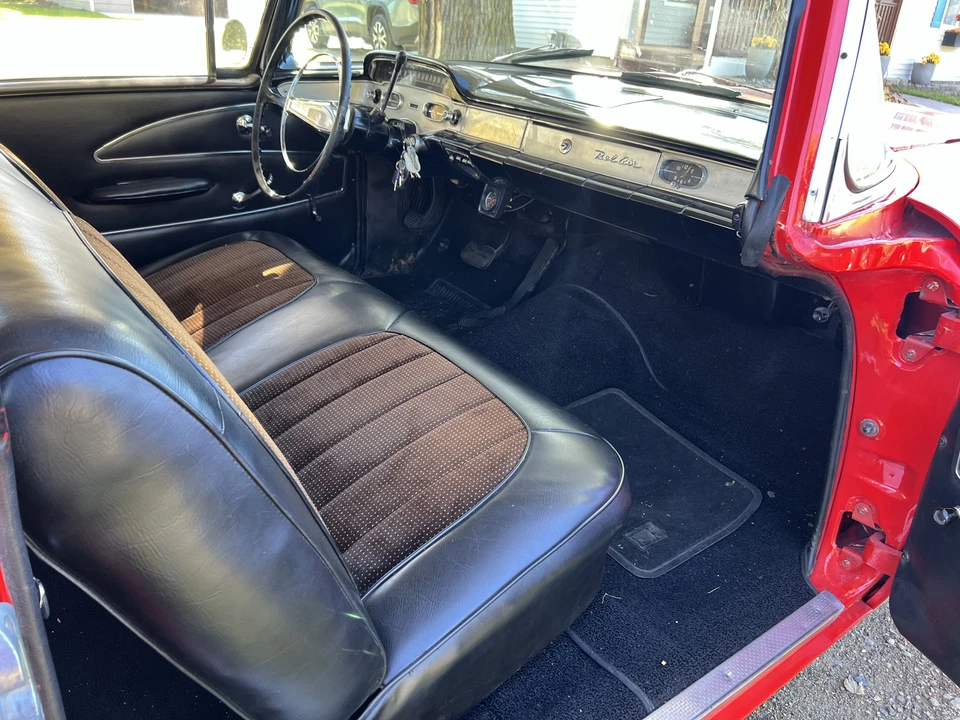 1958 Chevrolet Biscayne - Image 28 of 31