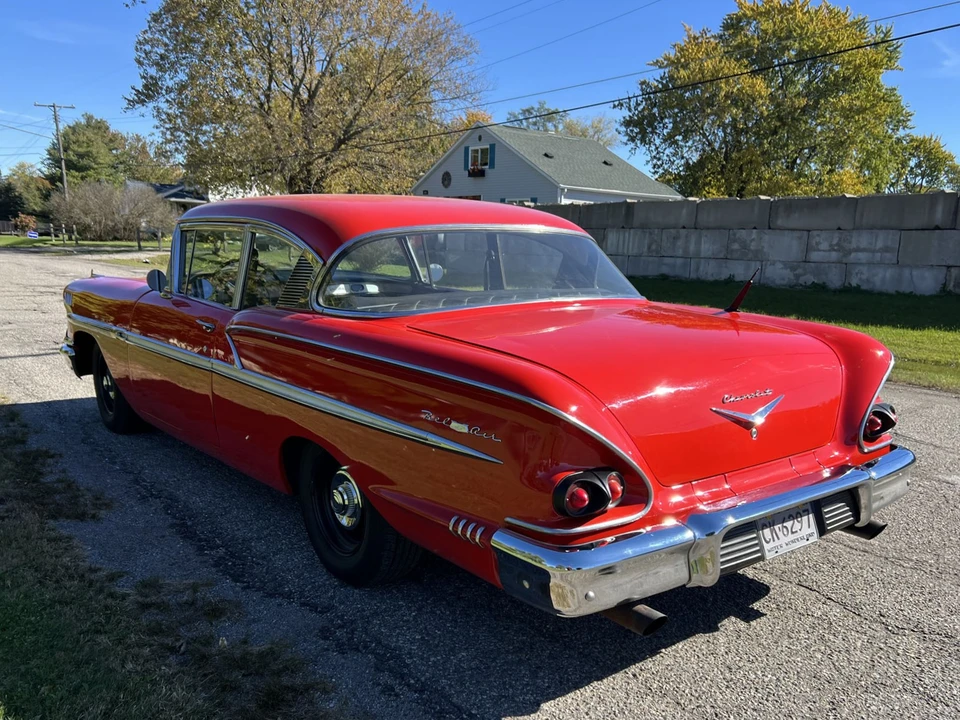 1958 Chevrolet Biscayne - Image 10 of 31