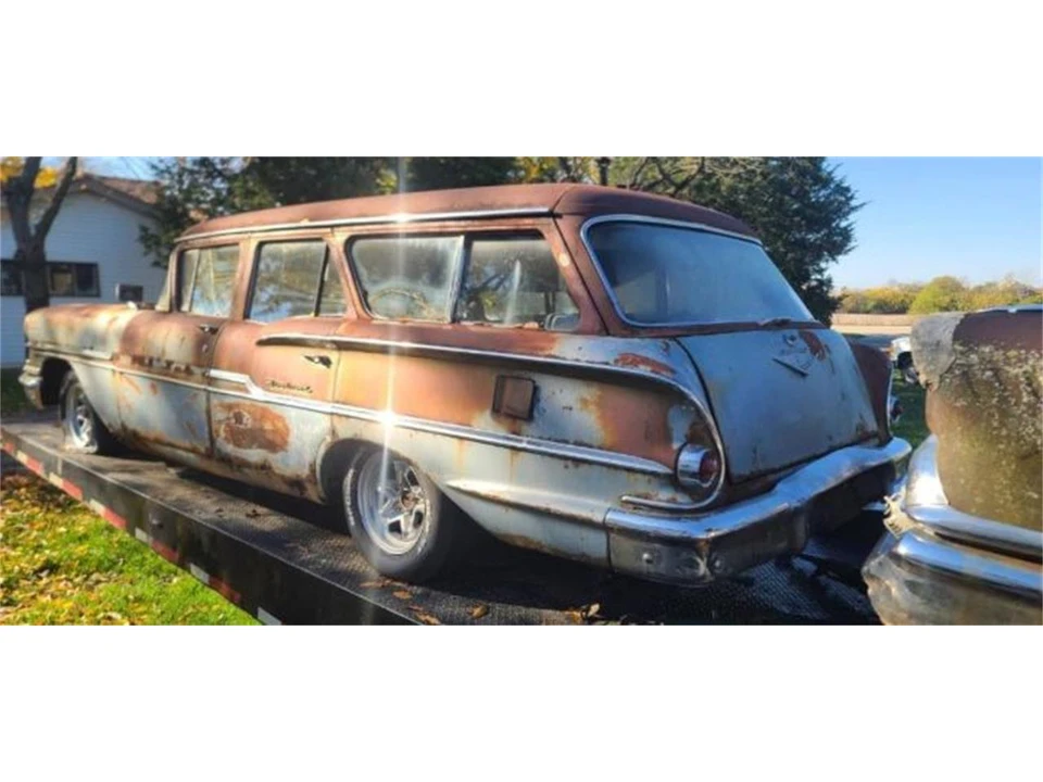 1958 Chevrolet Nomad - Image 23 of 24