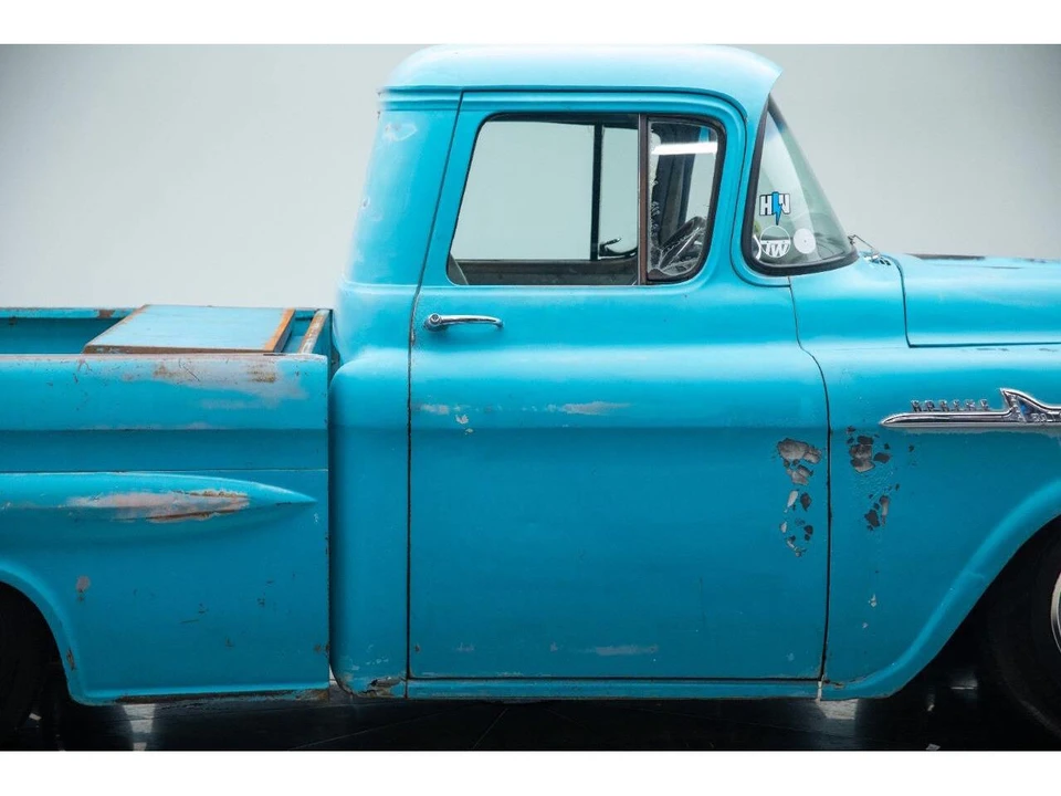 1958 Chevrolet Task Force - Image 22 of 31