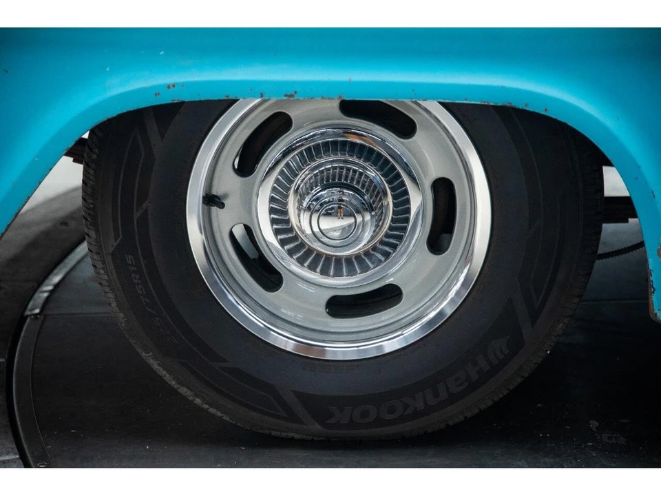1958 Chevrolet Task Force - Image 19 of 31