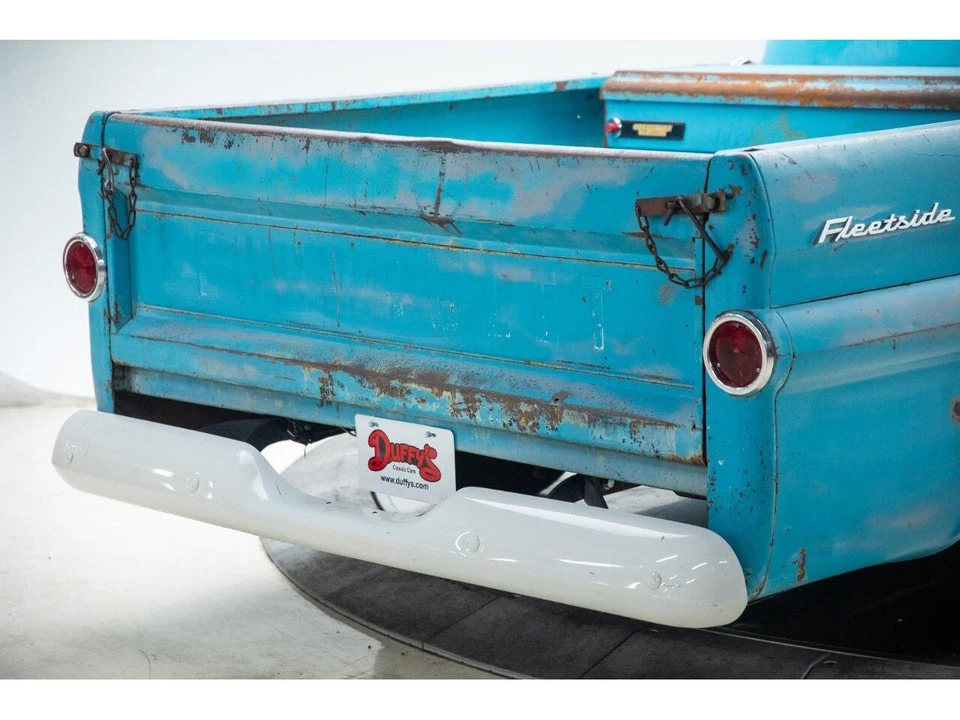 1958 Chevrolet Task Force - Image 10 of 31