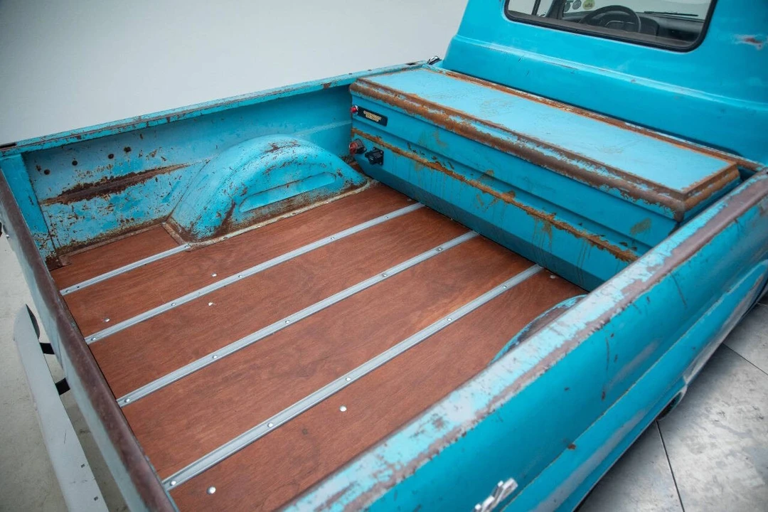 1958 Chevrolet Task Force - Image 16 of 21