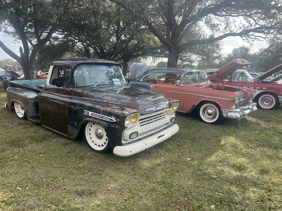1958 Chevrolet Task Force - Image 3 of 24