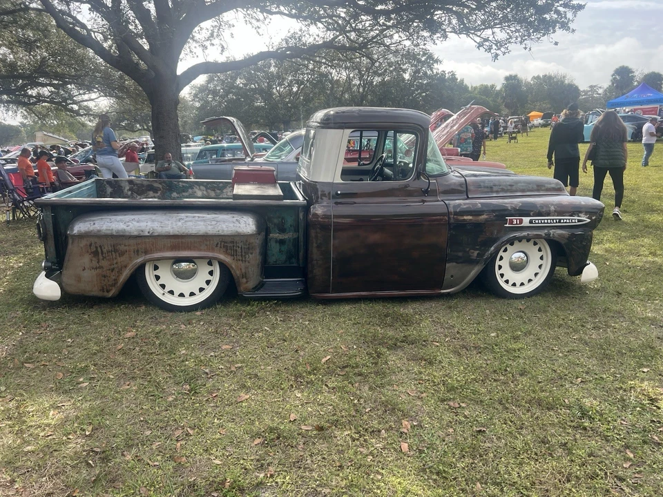 1958 Chevrolet Task Force - Image 24 of 24