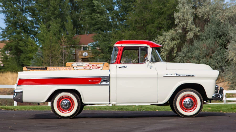 1958 Chevrolet Task Force - Image 8 of 20