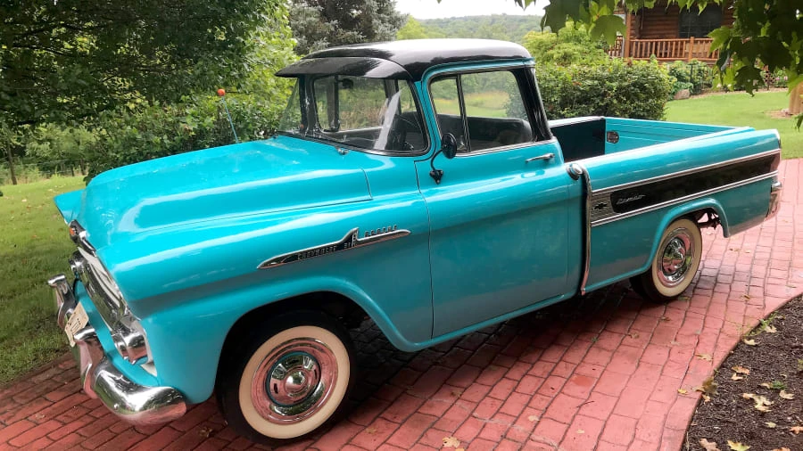 1958 Chevrolet Task Force - Image 10 of 17