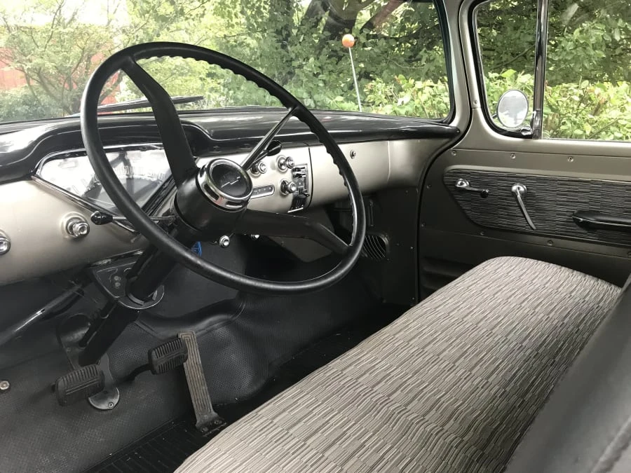 1958 Chevrolet Task Force - Image 5 of 17