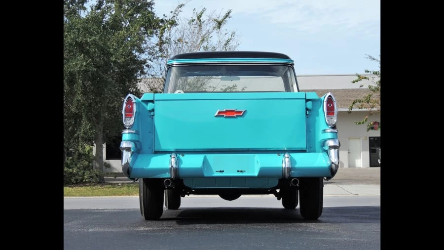 1958 Chevrolet Task Force - Image 10 of 12