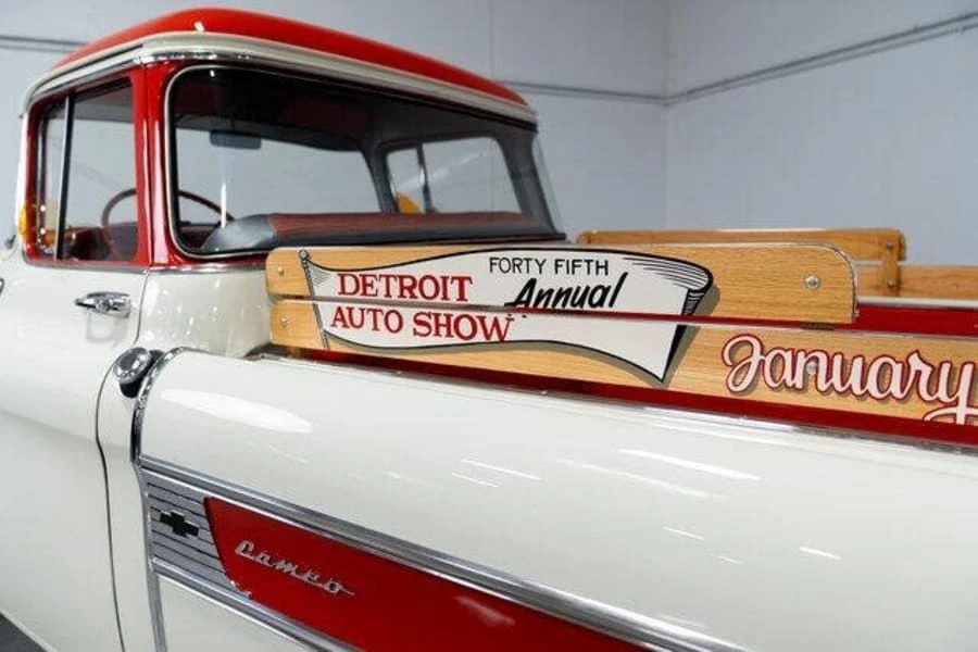 1958 Chevrolet Task Force - Image 12 of 13
