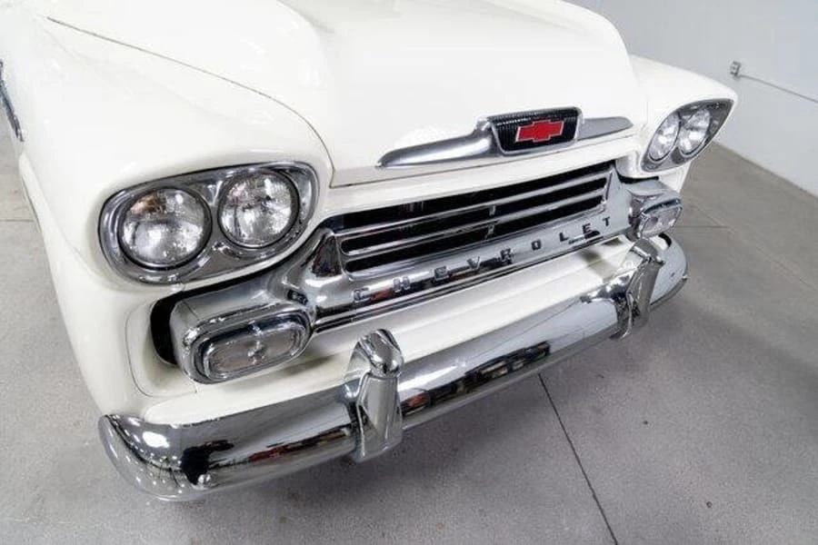 1958 Chevrolet Task Force - Image 5 of 13