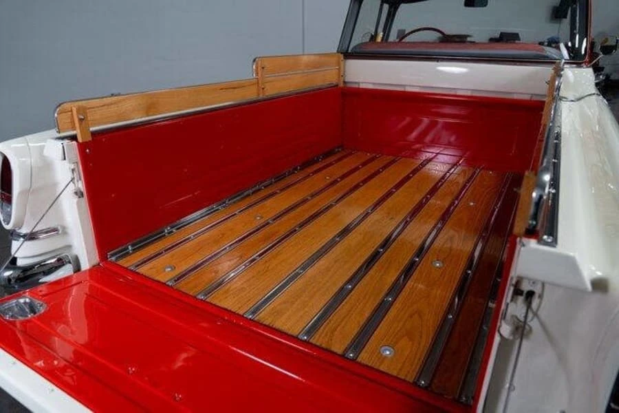 1958 Chevrolet Task Force - Image 11 of 13