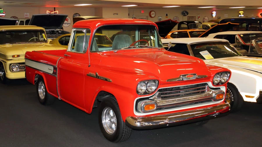 1958 Chevrolet Task Force - Image 16 of 17