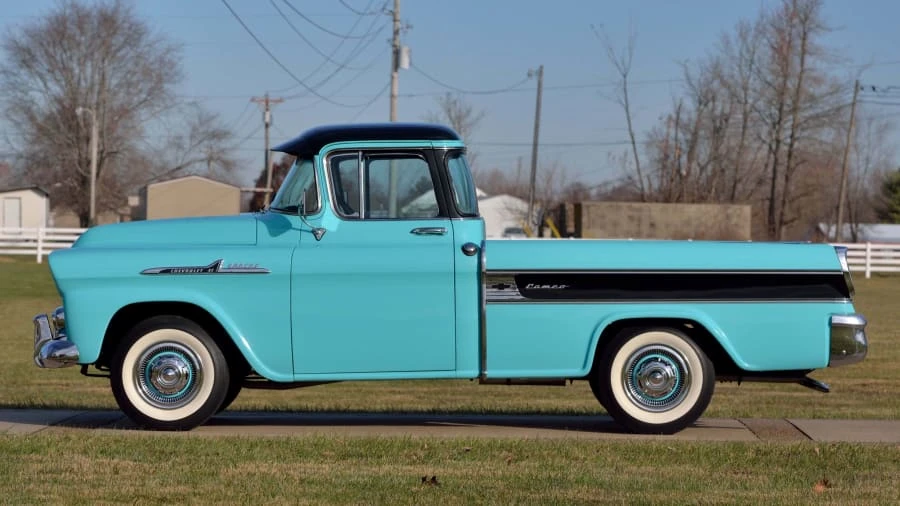 1958 Chevrolet Task Force - Image 8 of 30