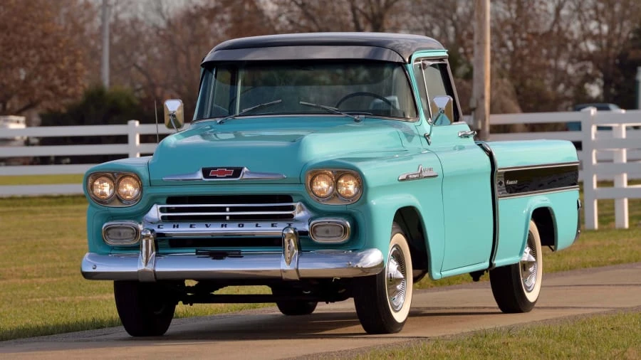 1958 Chevrolet Task Force - Image 21 of 30